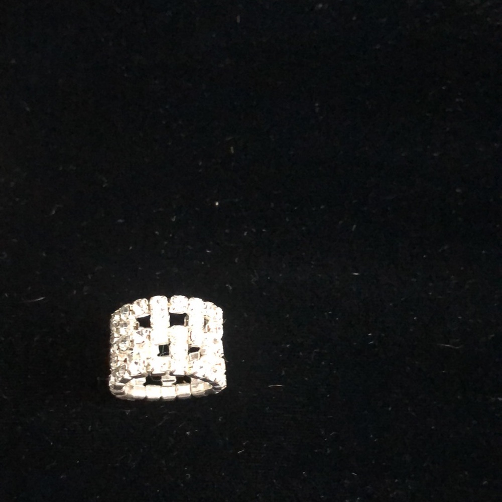 Three Gorgeous Adjustable Rings - Picture 5 of 6